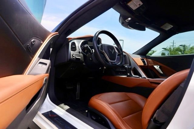 Used 2016 White Chevrolet Z06 image 15