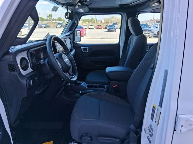 New 2026 Bright White Clear-Coat Exterior Paint Jeep Sport image 19
