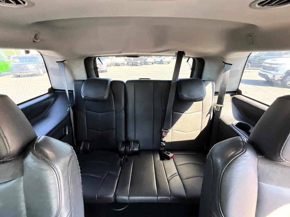 Used 2020 White Cadillac Luxury image 35