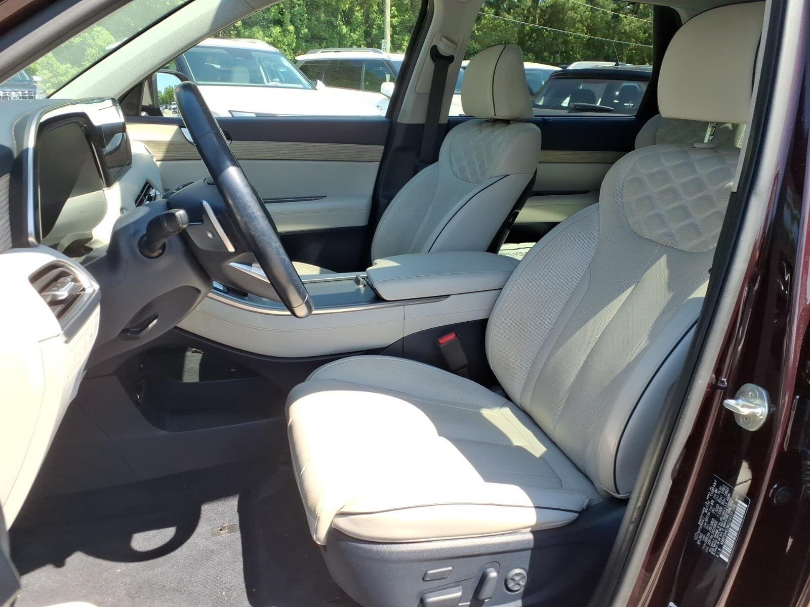 Used 2021 Sierra Burgundy Hyundai Limited image 13
