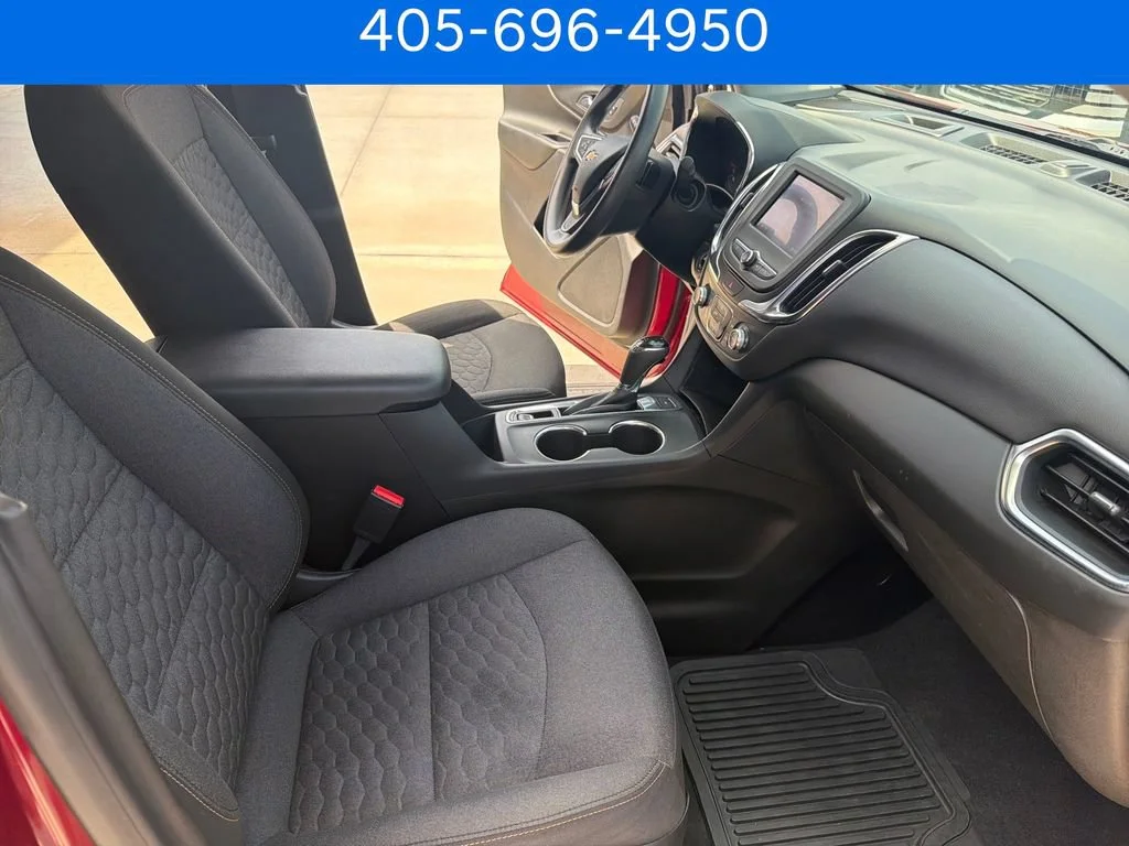 Pre-Owned 2021 Chevrolet Equinox LT