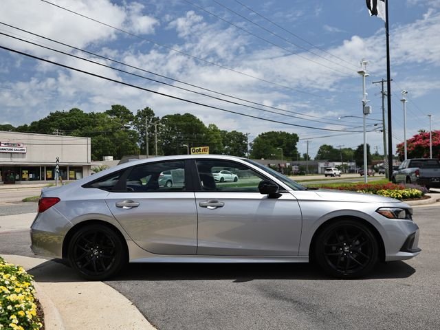 Used 2023 Lunar Silver Metallic Honda Sport image 12