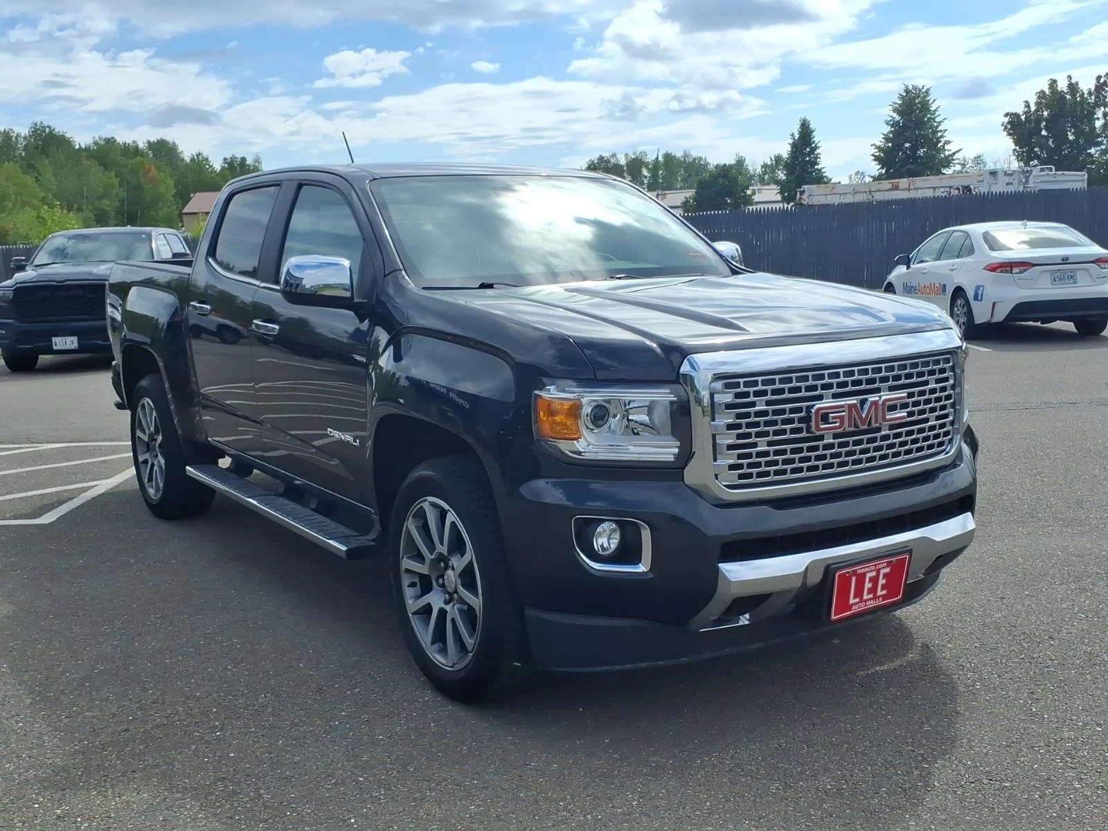 Used 2020 Carbon Black Metallic GMC Denali image 3