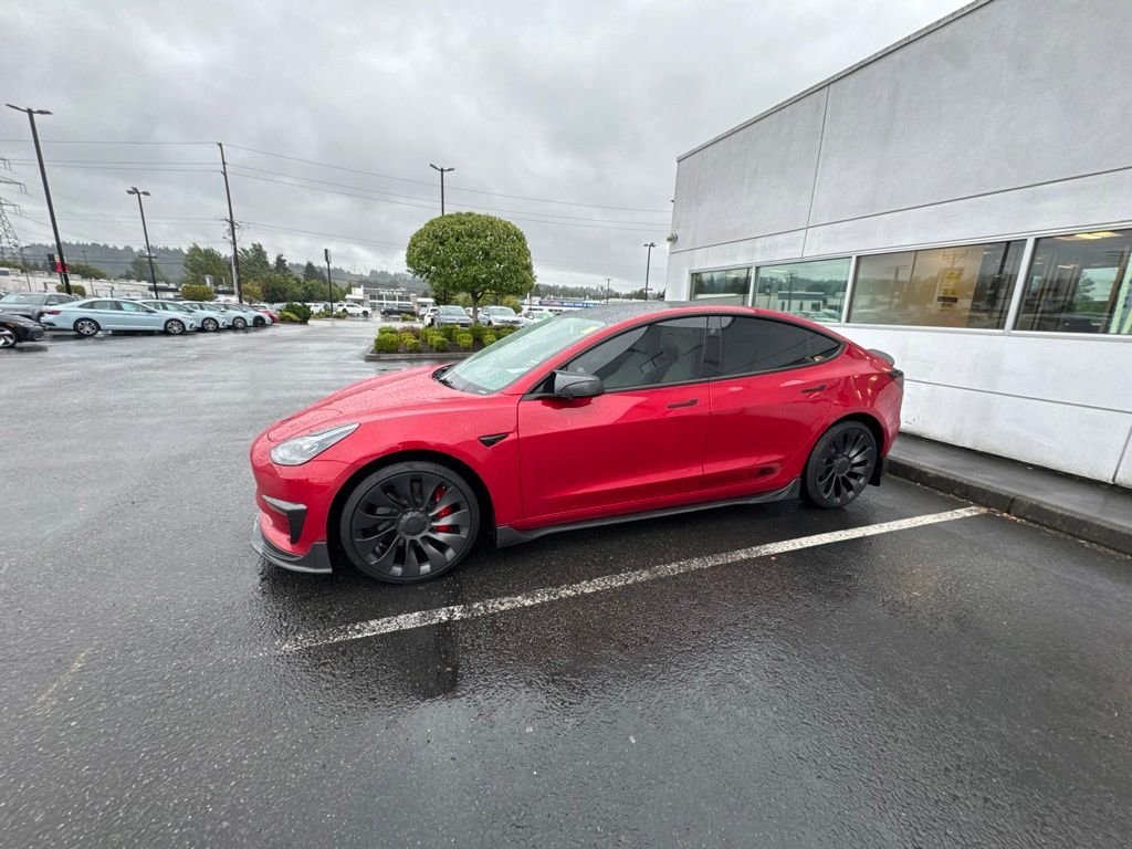 Used 2023  Tesla Performance image 3