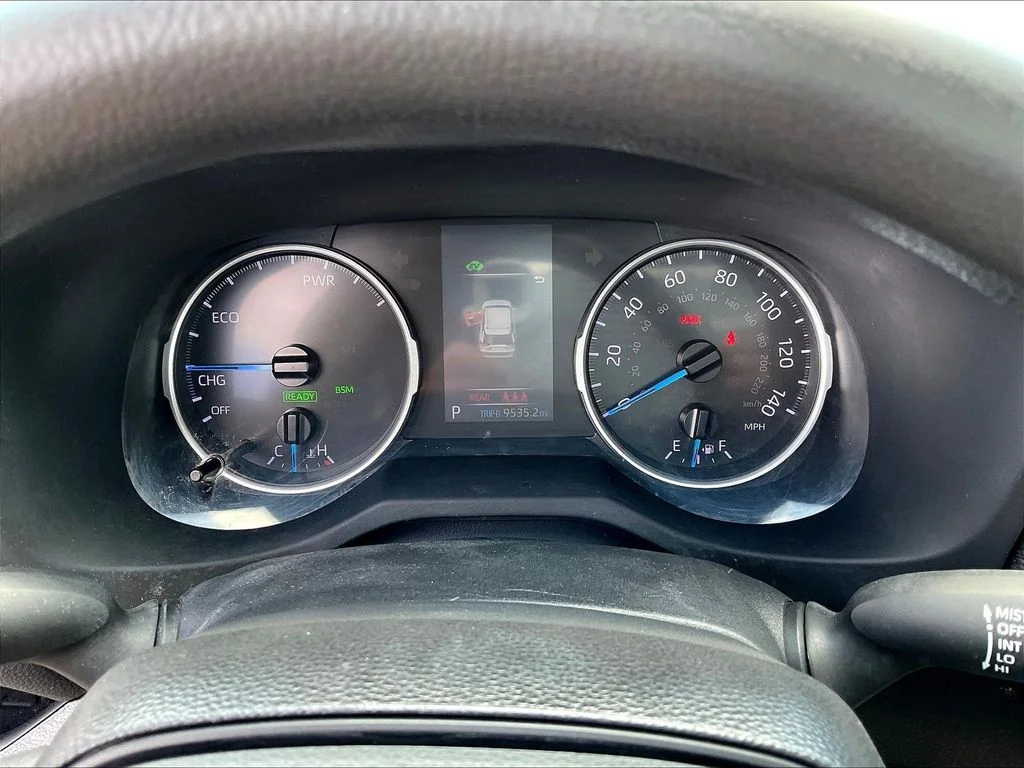 Certified Used 2019 Blue Toyota LE image 13