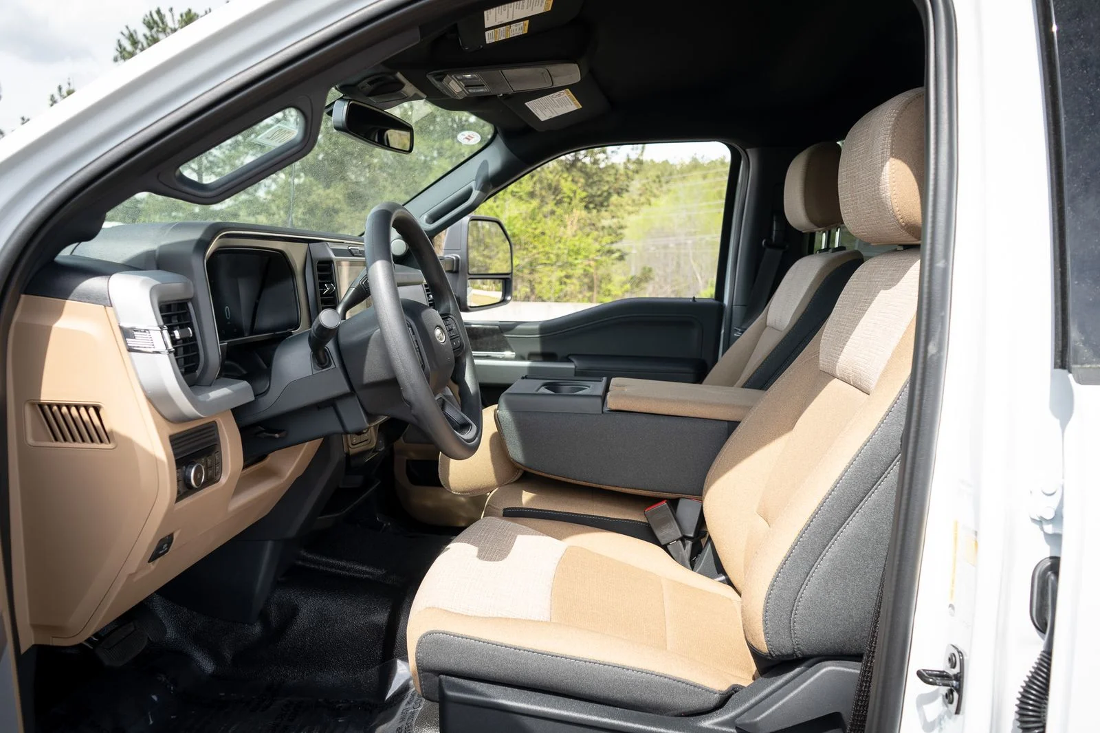 New 2026 Oxford White Ford F-350® XLT image 14