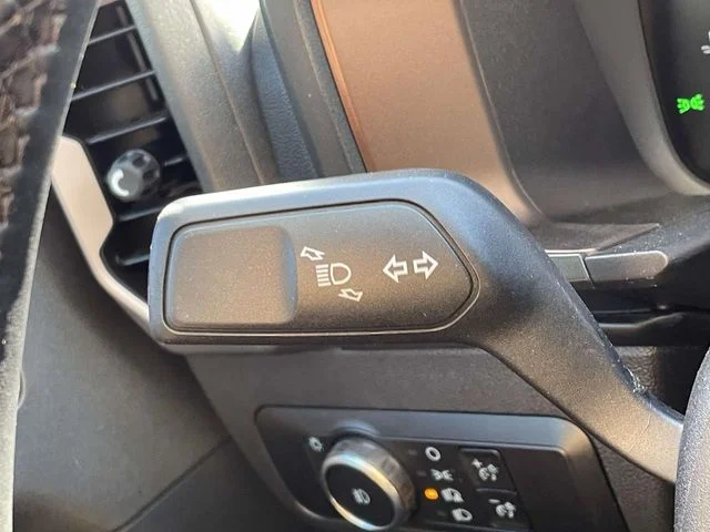 New 2026 Carbonized Gray Metallic Ford Outer Banks® image 21
