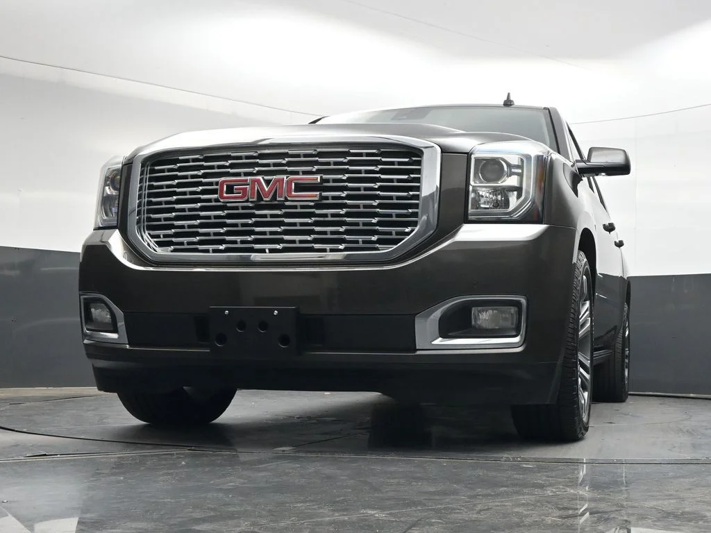 Used 2019 Gray GMC Denali image 42