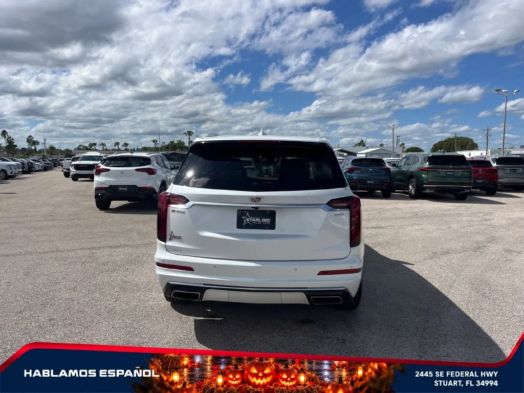 Used 2023 CRYSTAL WHITE TRICOAT Cadillac AWD Premium Luxury image 6