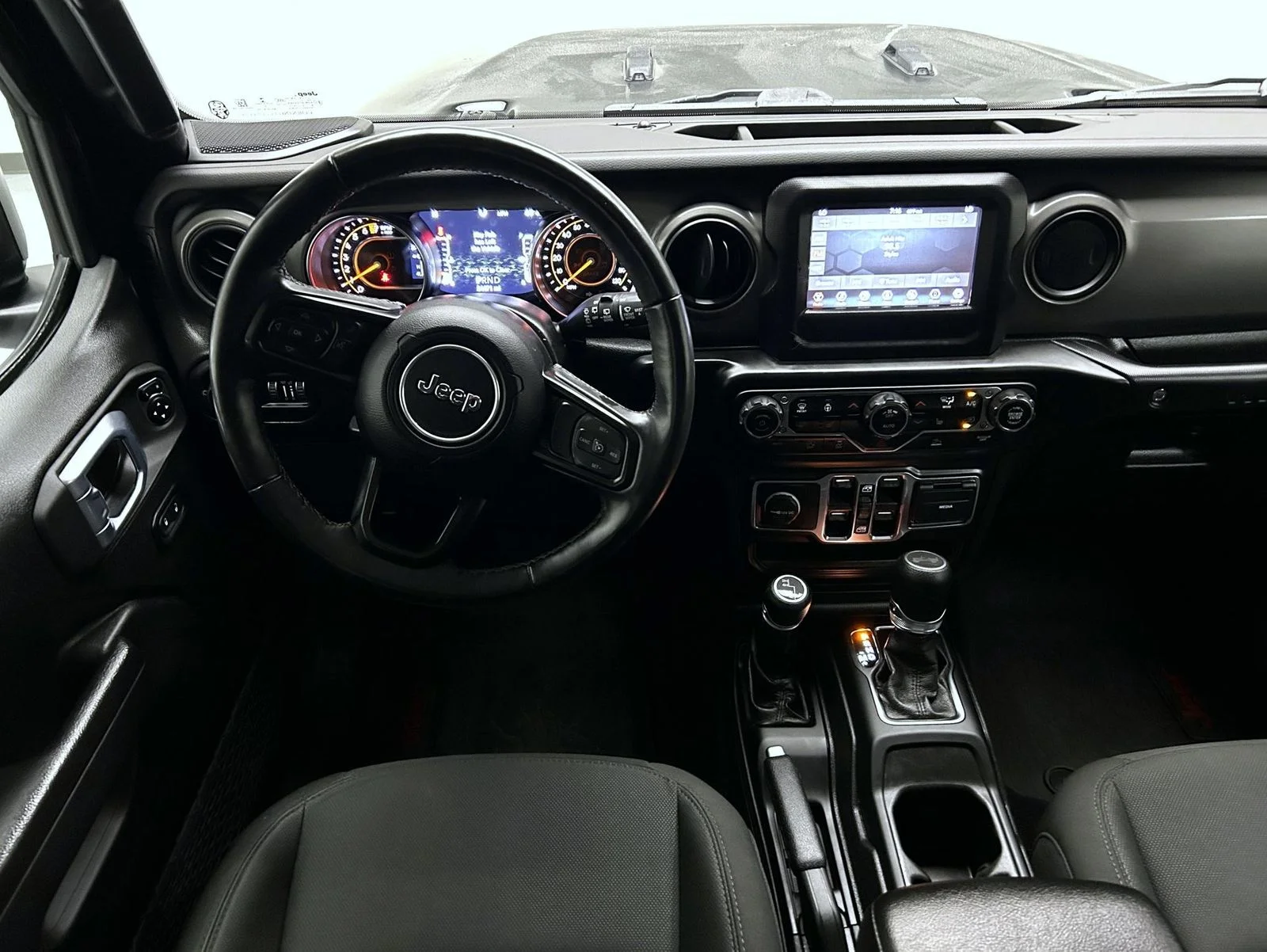 Used 2022 Black Jeep Unlimited Sport S image 14
