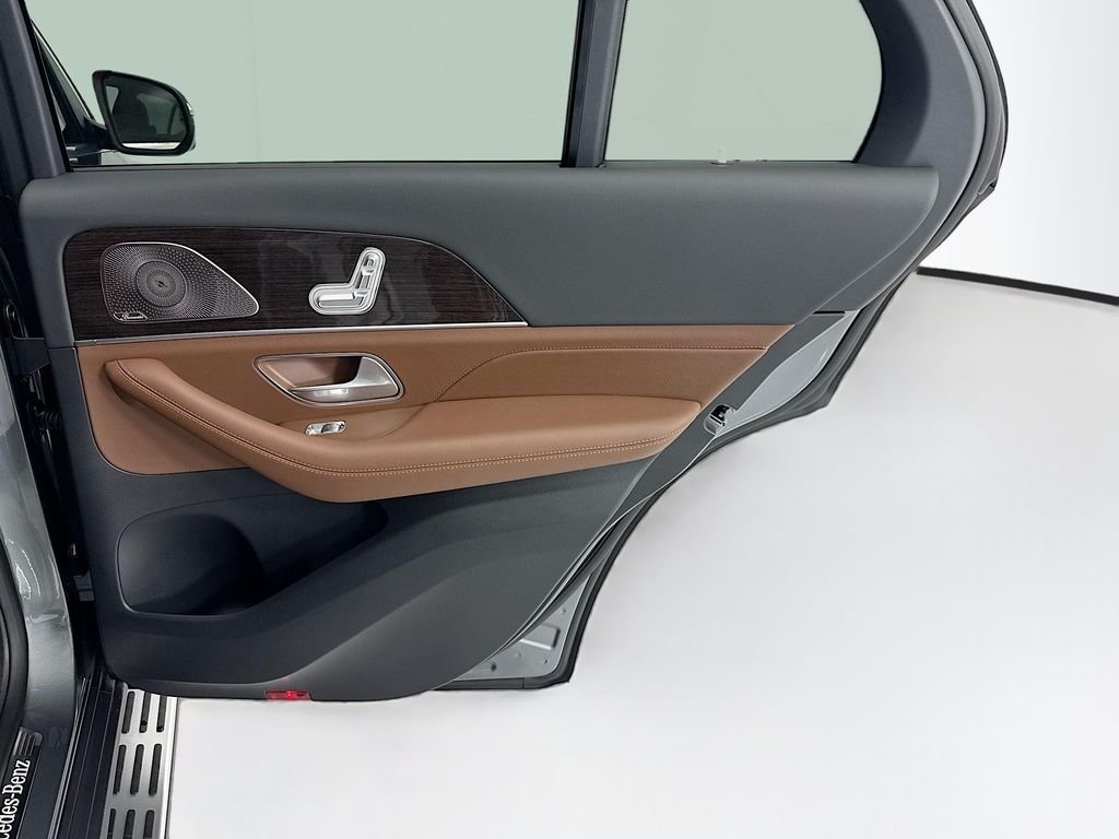 New 2026 Selenite Grey Metallic Mercedes-Benz GLE 450 image 26