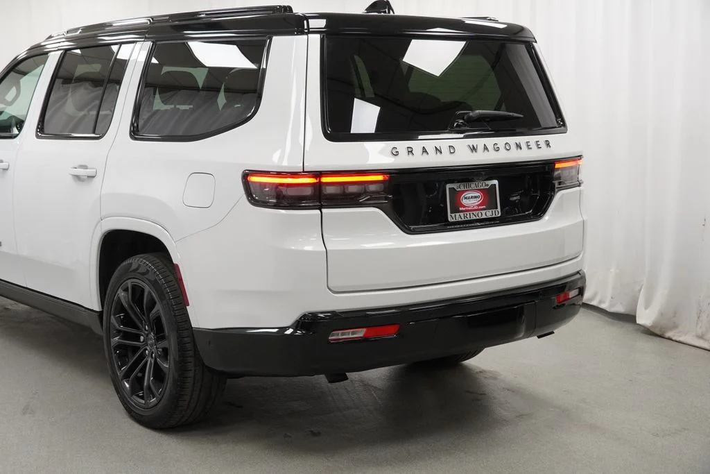 Used 2024 White Jeep Series III image 13