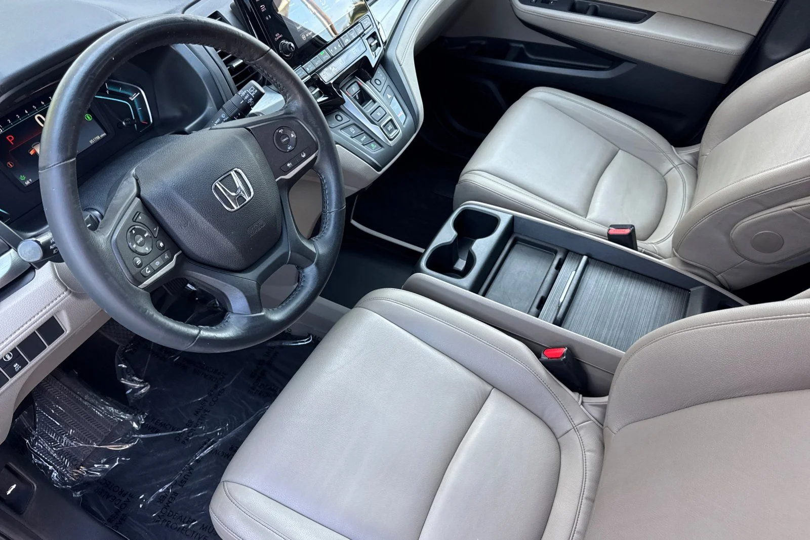 Certified Used 2022 Platinum White Pearl Honda EX-L image 12