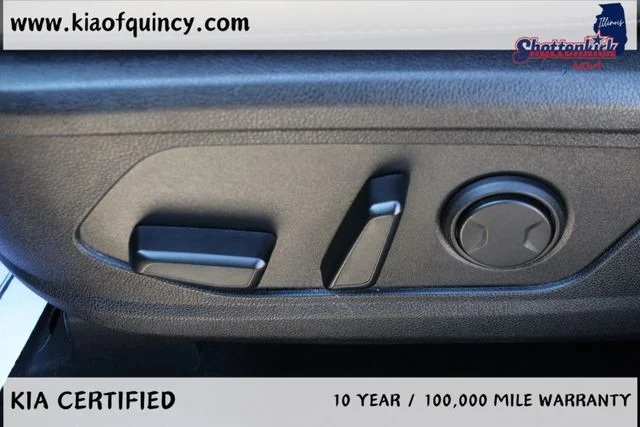 Used 2024 Black Kia S image 11