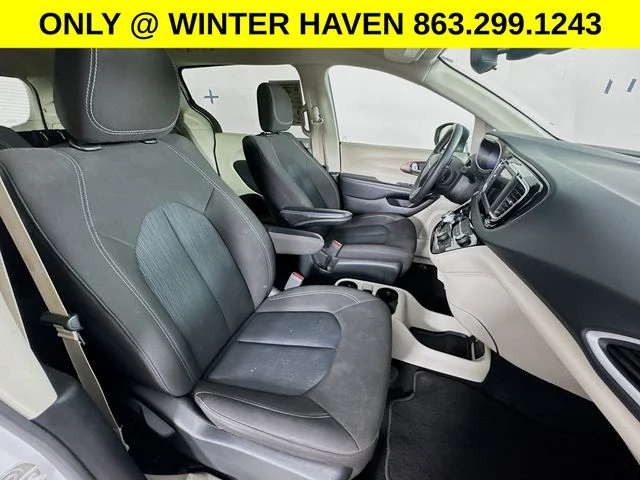 Certified Used 2023 White Chrysler LX image 30