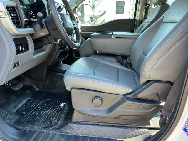 Used 2026 Oxford White Ford XL image 28