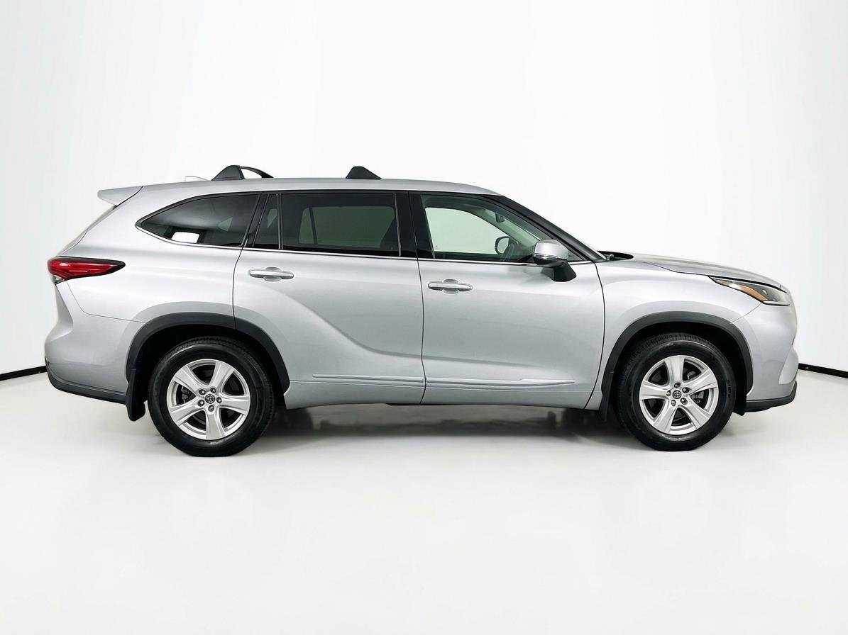 Used 2021 Celestial Silver Metallic Toyota LE image 7