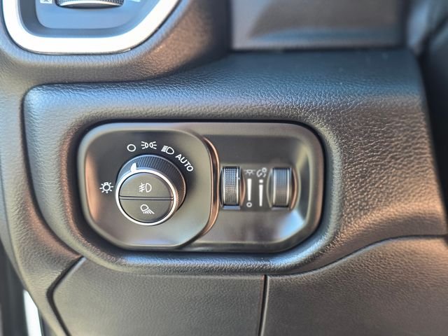 Used 2019 White Ram Laramie image 40