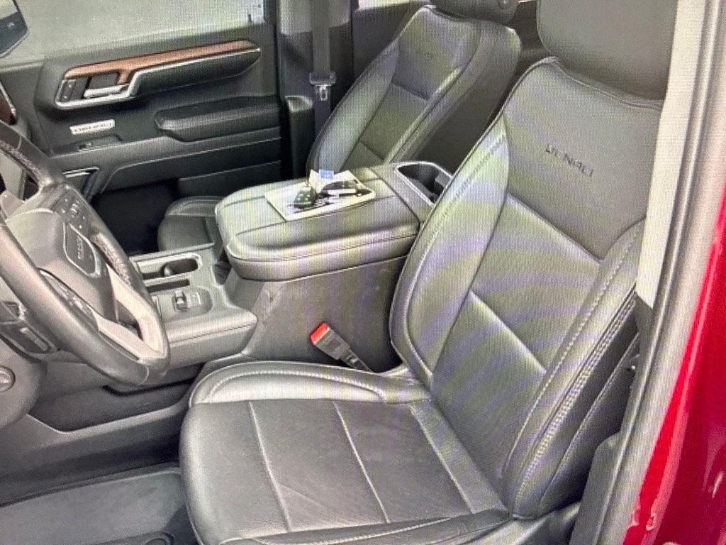 Used 2023 Red GMC Denali image 3