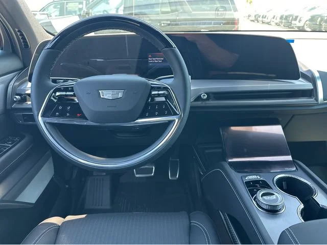 2027 Cadillac VISTIQ Sport - Photo 23