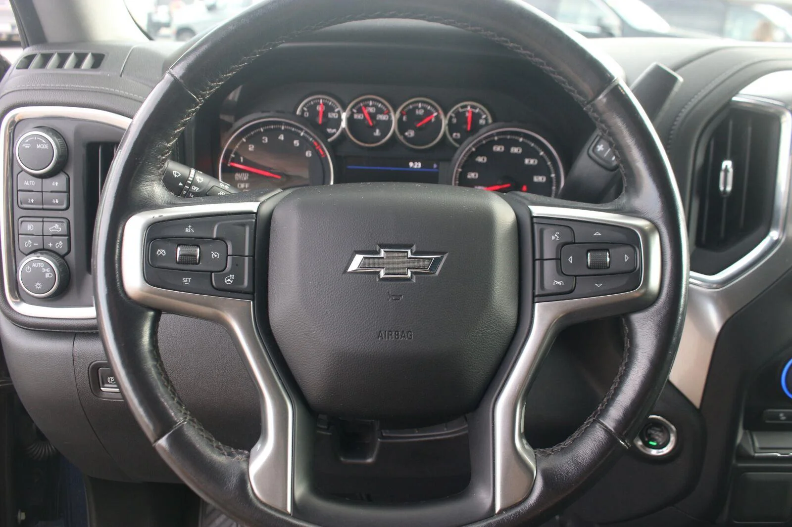 Used 2021 NORTHSKY BLUE METALLIC Chevrolet RST image 20