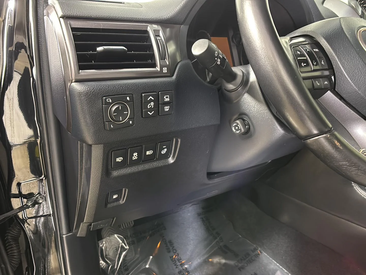 Used 2023 Black Onyx Lexus GX 460 image 28