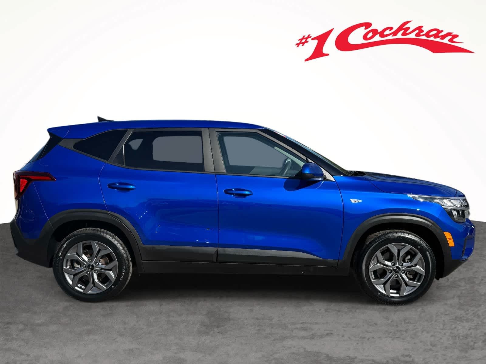 Used 2024 Neptune Blue Kia LX image 8