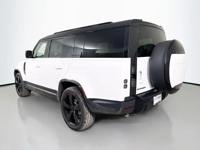 New 2026 Fuji White Land Rover S image 7