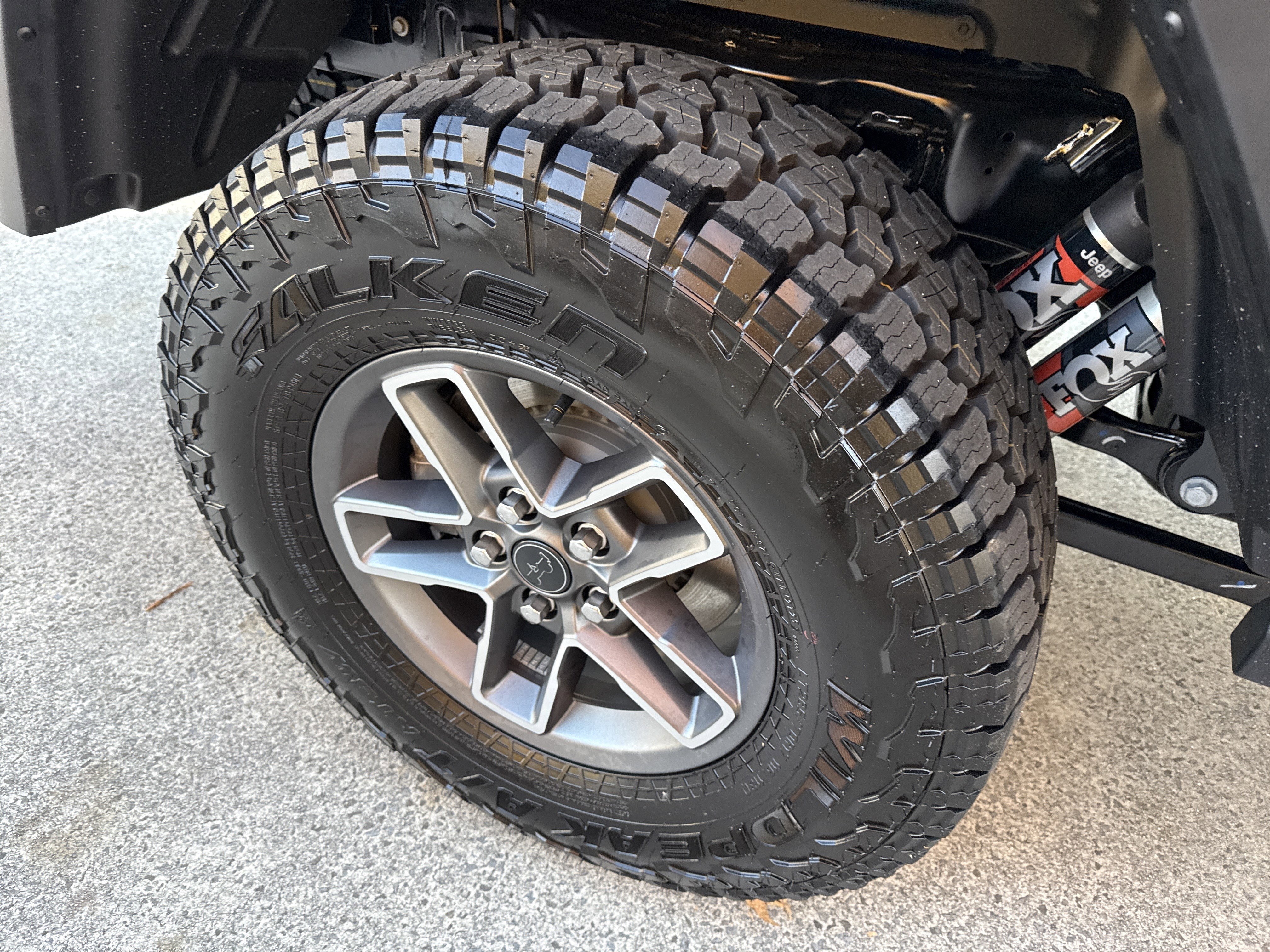New 2026 Reign Jeep Mojave X image 20