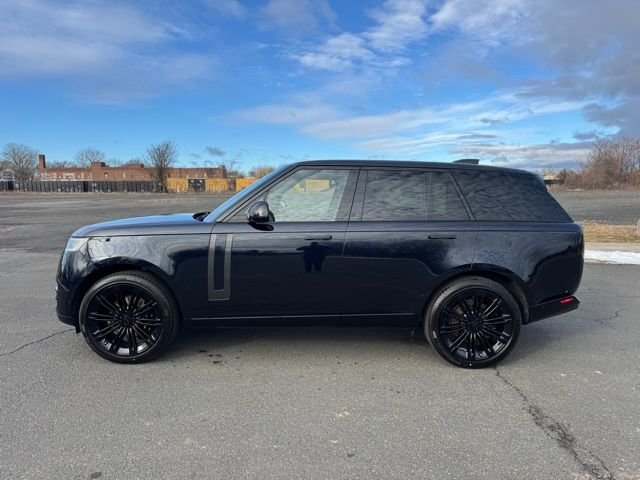New 2026 Constellation Blue Ultra Metallic Gloss Land Rover SE image 2