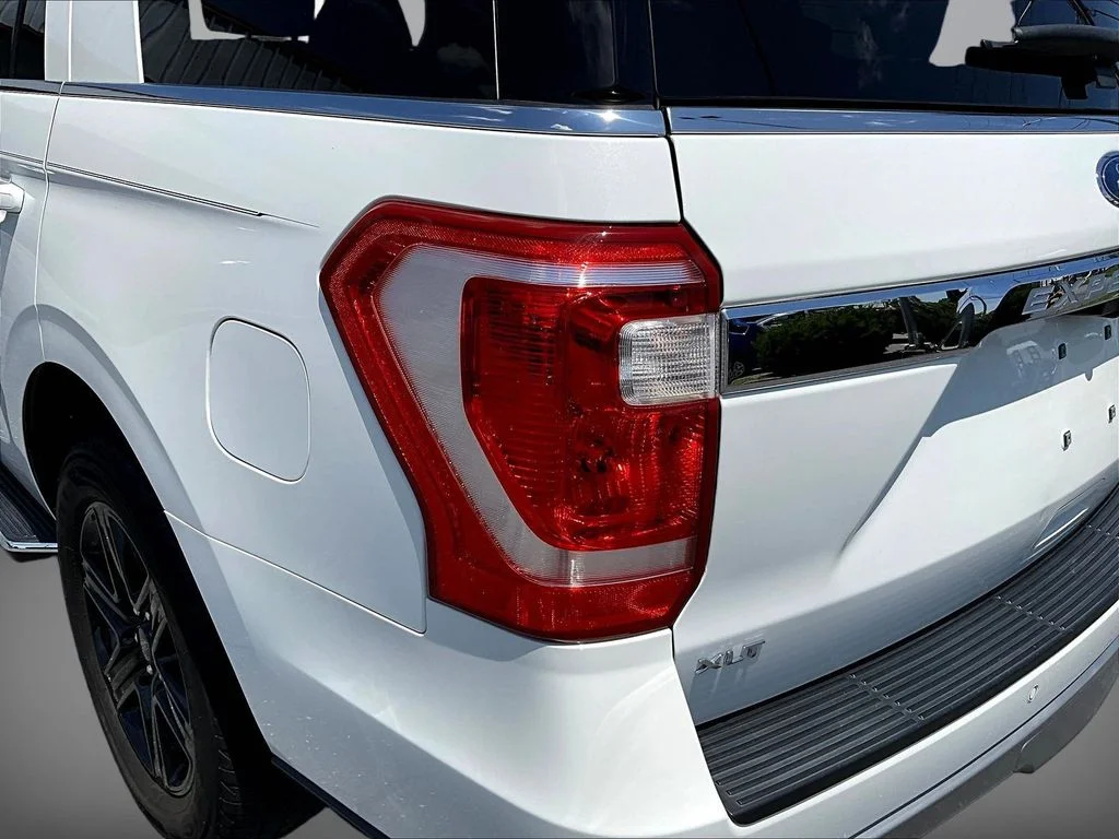Used 2021 White Ford XLT image 23