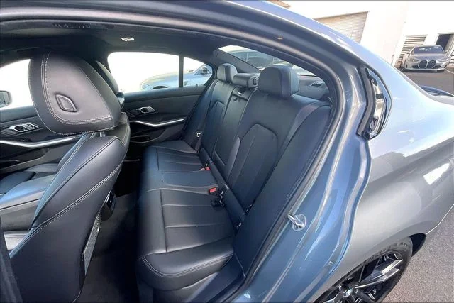 Used 2023 Skyscraper Grey Metallic BMW 330i image 24