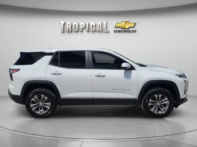 New 2027 Summit White Chevrolet LT image 6