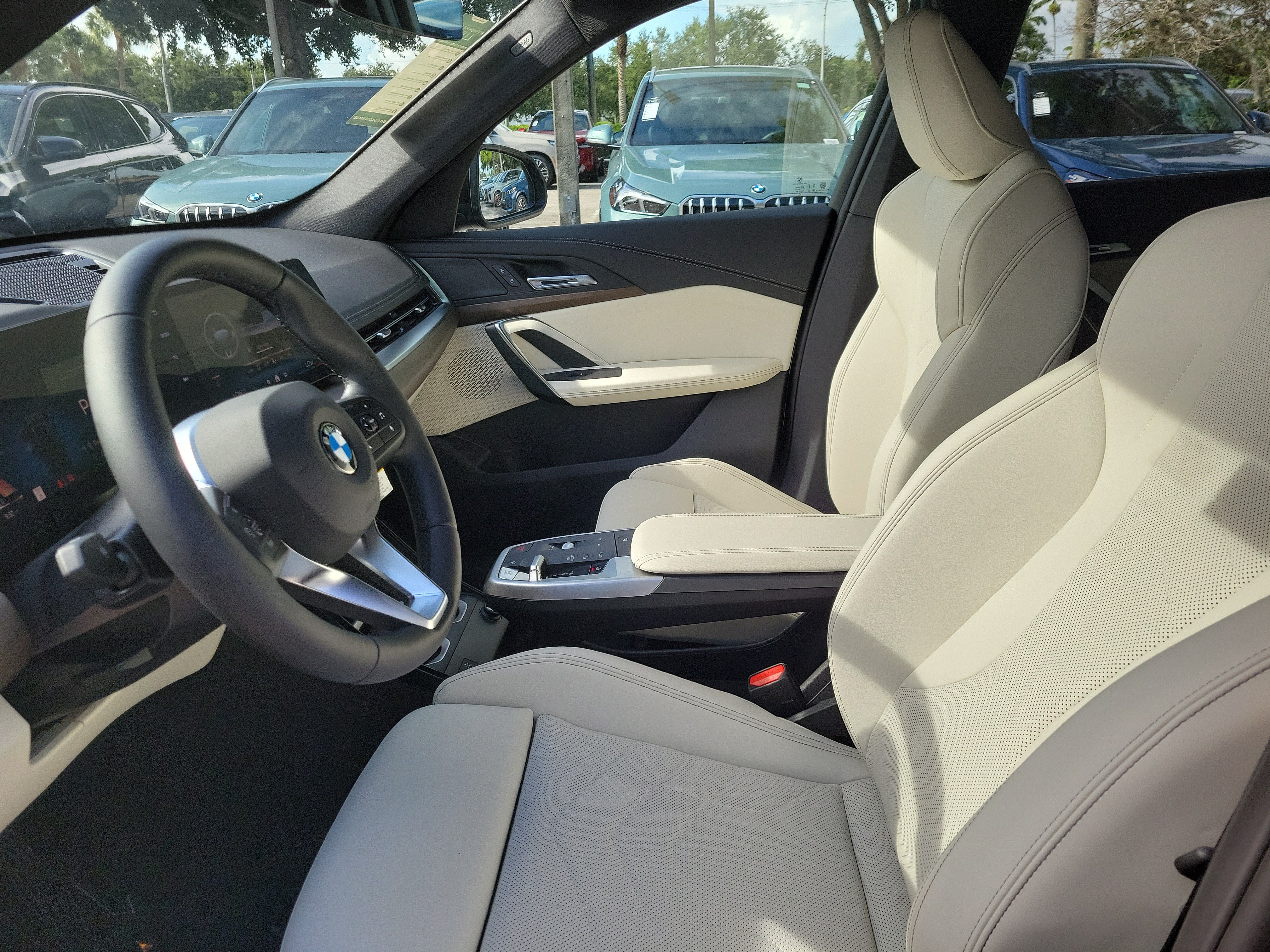 New 2026 Black Sapphire Metallic BMW xDrive28i image 12