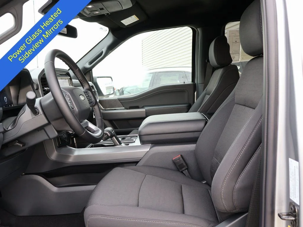 2025 Ford F-150 XLT - Photo 23