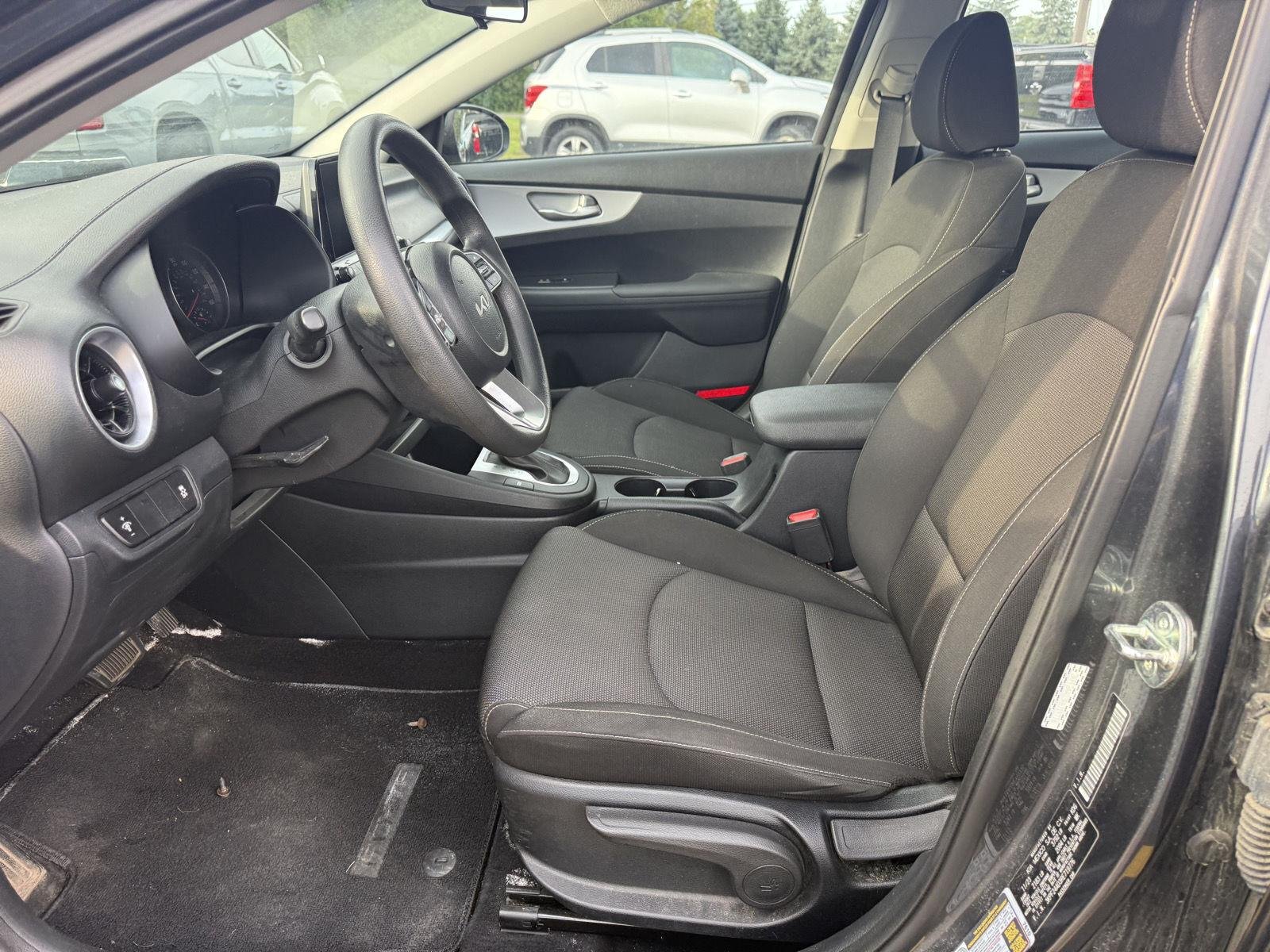 Used 2024 Gravity Gray Kia LXS image 7