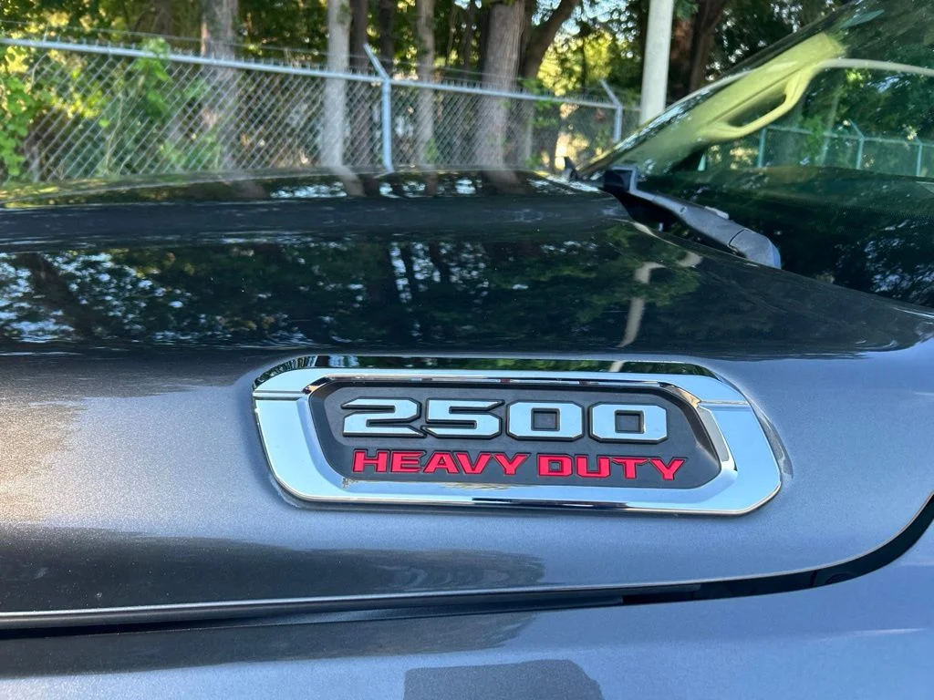 Used 2019 Gray Ram Tradesman image 12
