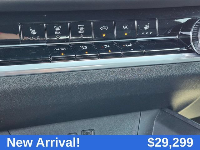 Used 2026 Summit White Chevrolet LT image 22