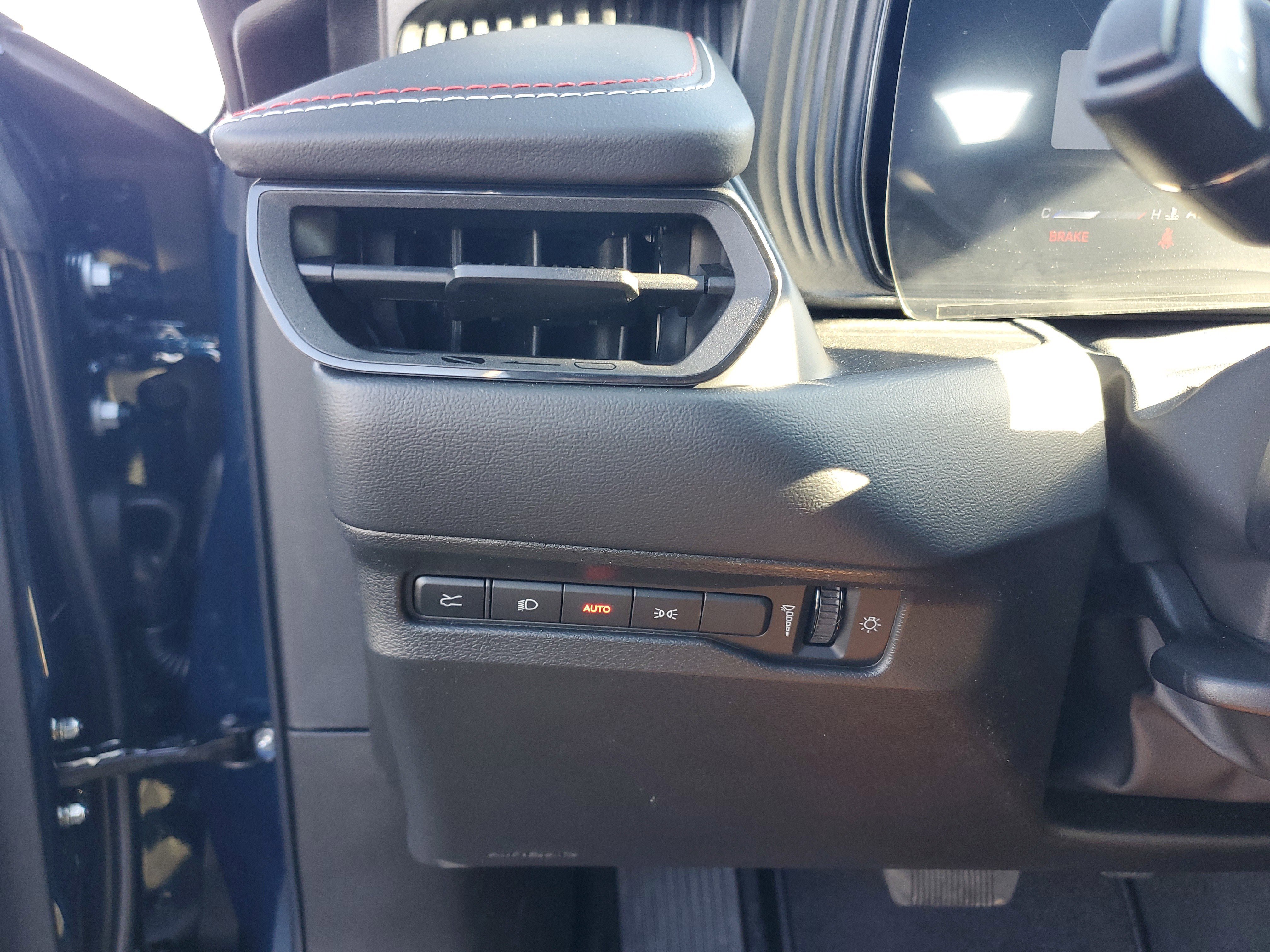 New 2026 After Dark Exterior Paint Dodge R/T Scat Pack image 19