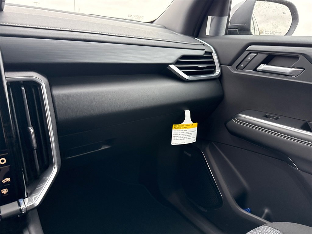 2026 GMC ACADIA - Image 26