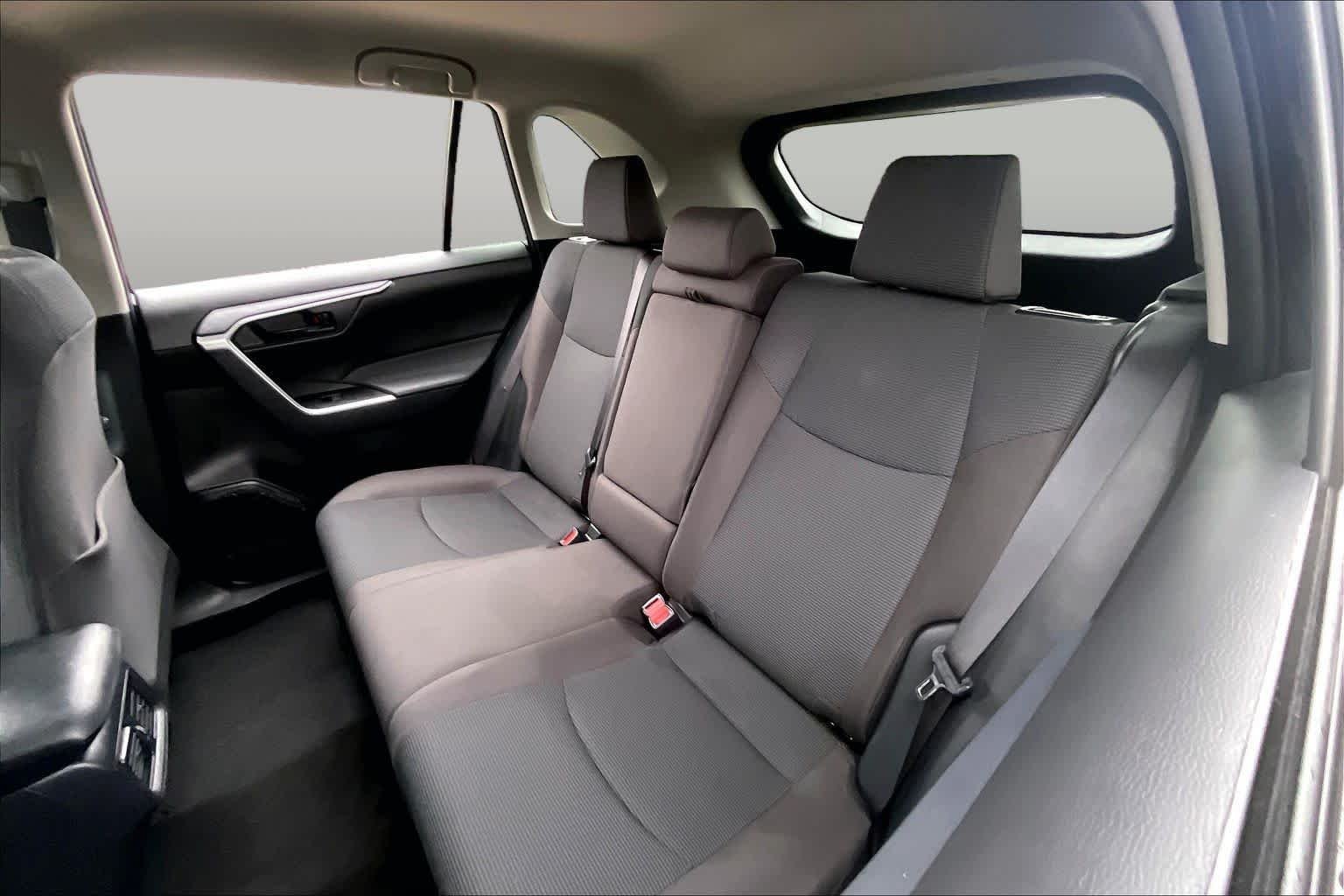 Used 2025 Midnight Black Metallic Toyota LE image 19