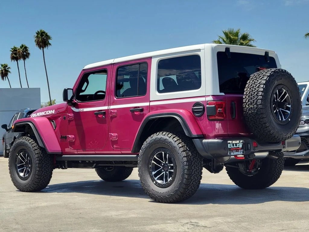 New 2026 Tuscadero Pearlcoat Jeep Rubicon X image 2