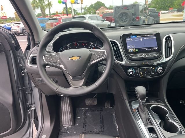 Used 2024 Gray Chevrolet Premier image 16