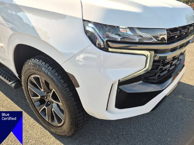 Certified Used 2022 White Chevrolet Z71 image 9