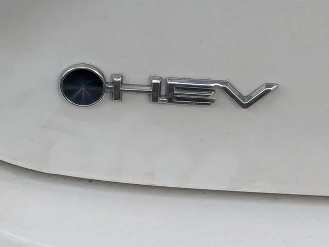 Used 2026 Ice Cap Toyota LE image 22