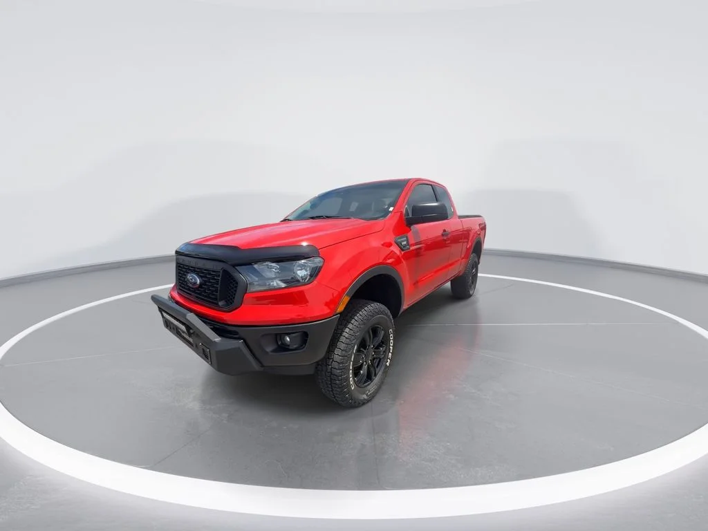 Used 2022 Red Ford XL image 4