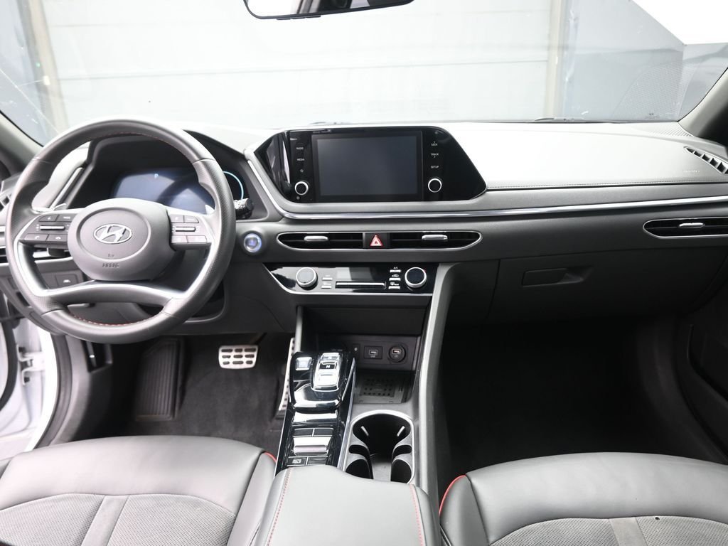 Used 2021 Gray Hyundai SEL Plus image 27