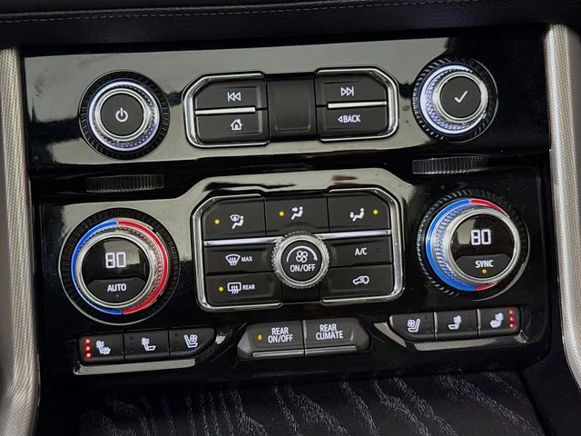 Used 2021 Black GMC Denali image 17