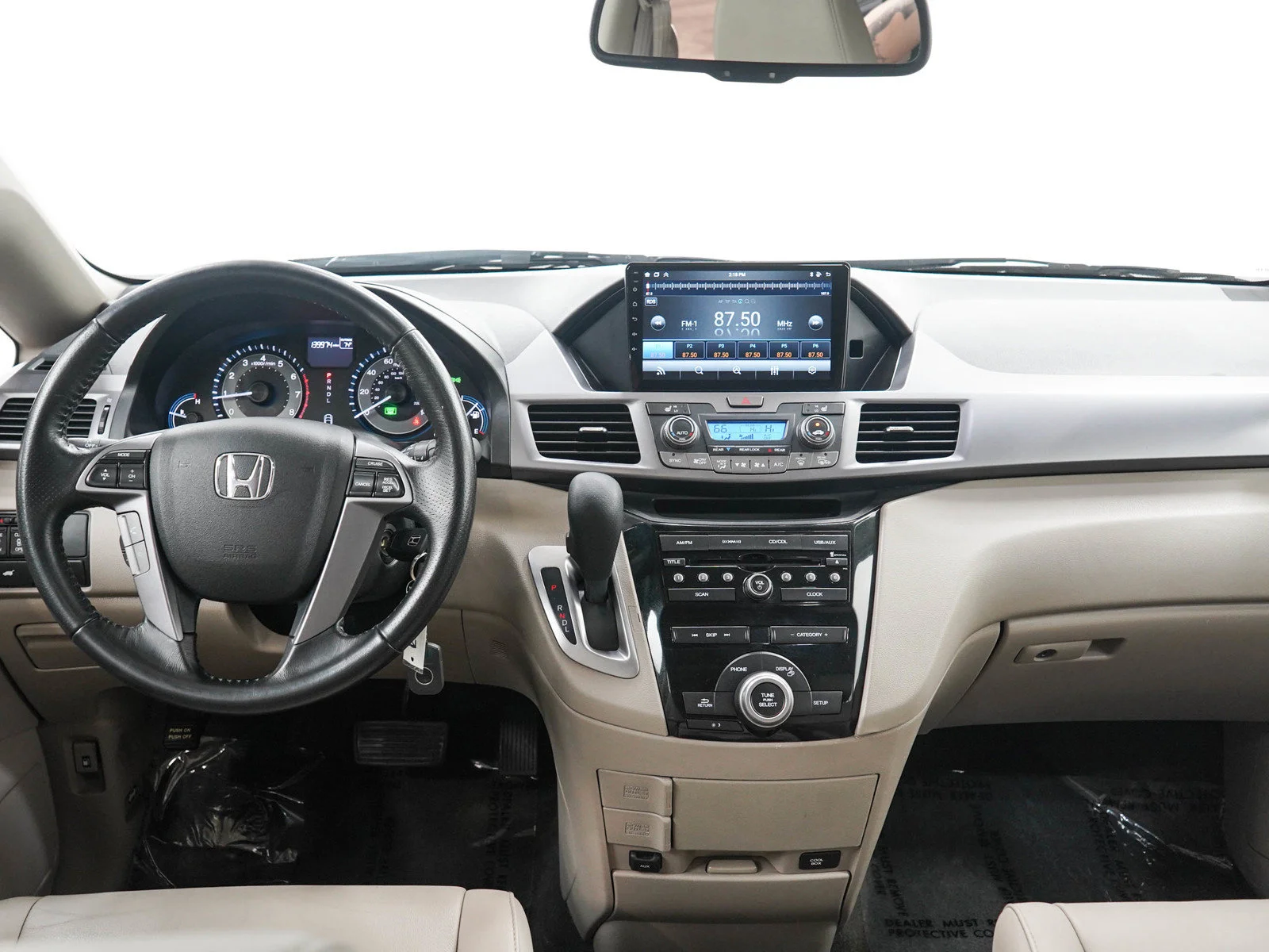Used 2013  Honda FWD image 17