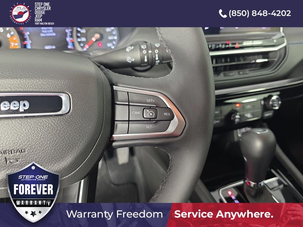 Used 2025 Red Jeep Latitude image 21